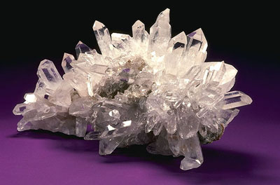 usda_mineral_quartz_crystal_93c3951