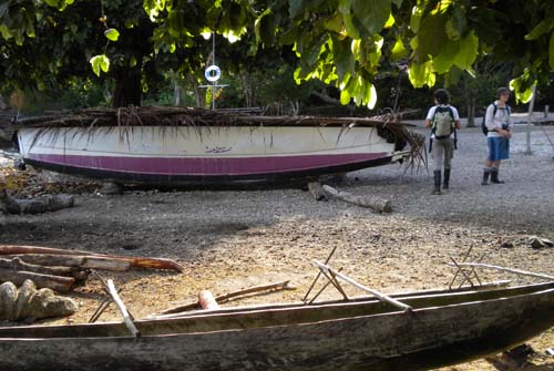 Boat on the shore on Watts (Kwaraiwa) Island