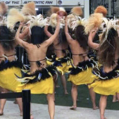 Manuia Polynesian Revue dancers