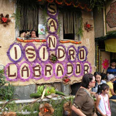 The festival is the feast day of San Isidro Labrador, the patron saint of the city.