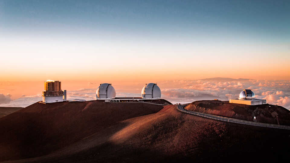 Image of observatories in Hawaii